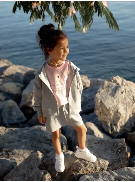 Костюм спортивный для девочки, худи, футболка и юбка