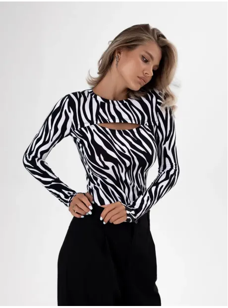 Лонгслив женский с вырезом облегающий