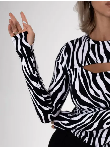 Лонгслив женский с вырезом облегающий