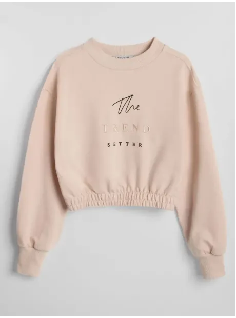 Бежевый костюм для девочки