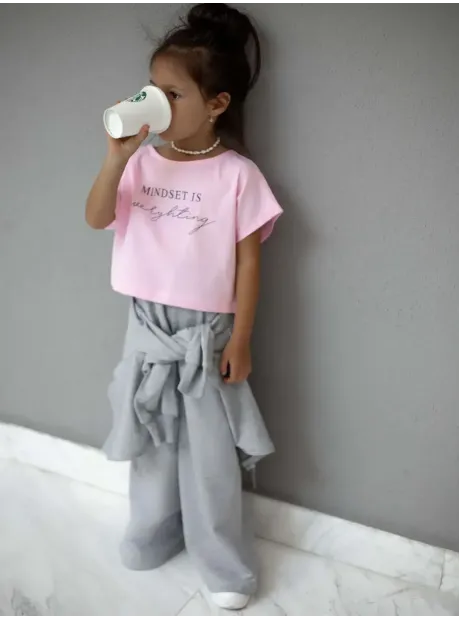 Серый костюм для девочки