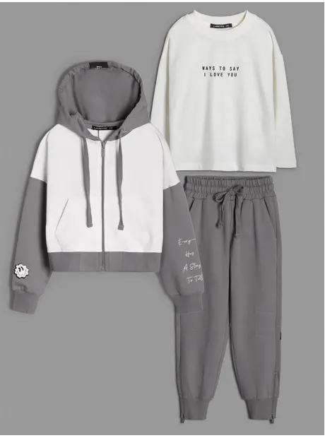 Спортивный костюм тройка для девочки