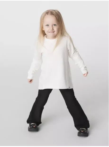 Белый лонгслив оверсайз для девочки