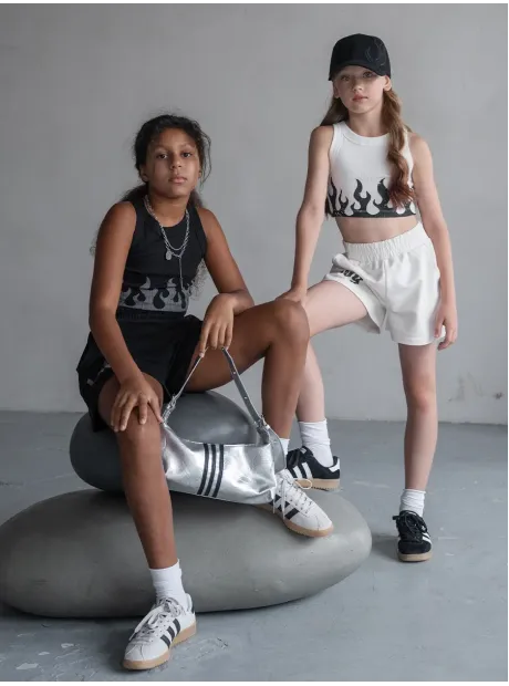 Спортивный костюм для девочки в сад топ и шорты