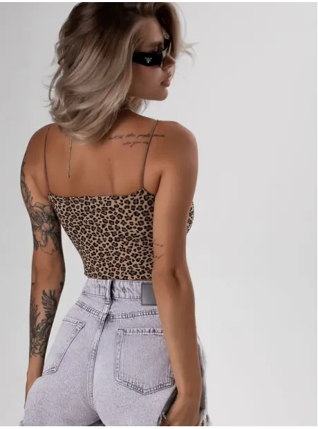 Спортивный кроп топ укороченный под пиджак