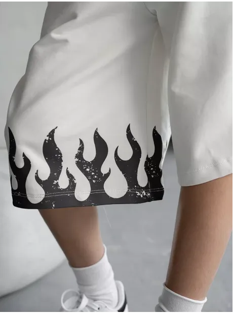 Шорты бермуды удлиненные