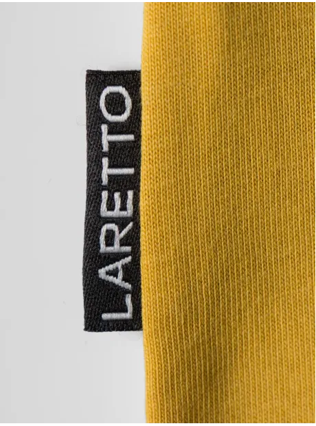 Футболка горчичного цвета для мальчика