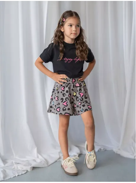 Костюм для девочки, футболка и шорты в сад