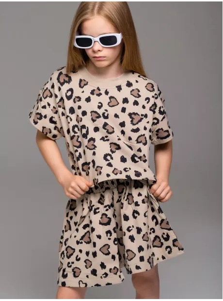 Костюм для девочки, футболка и шорты в сад