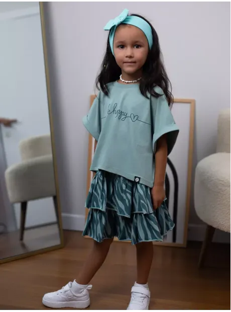 Костюм в садик, футболка и юбка