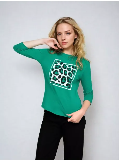 Зеленый лонгслив рукав три четверти