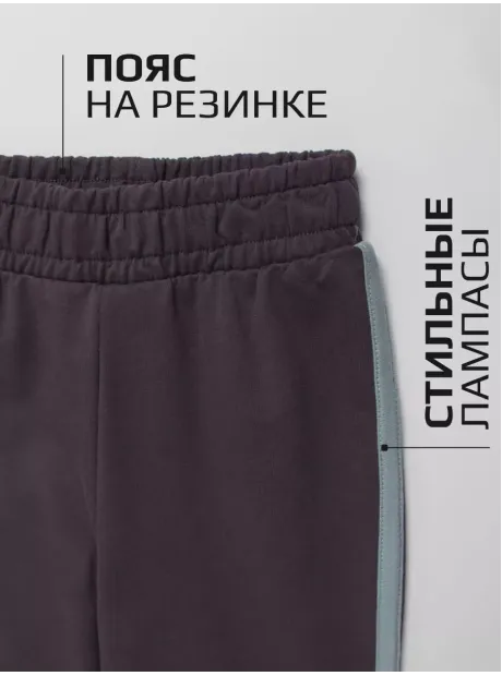 Зеленый спортивный костюм для девочки