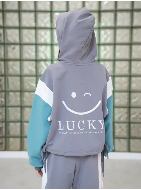 Спортивный костюм для девочки