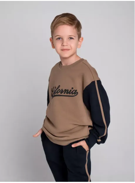 Коричневый спортивный костюм для мальчика