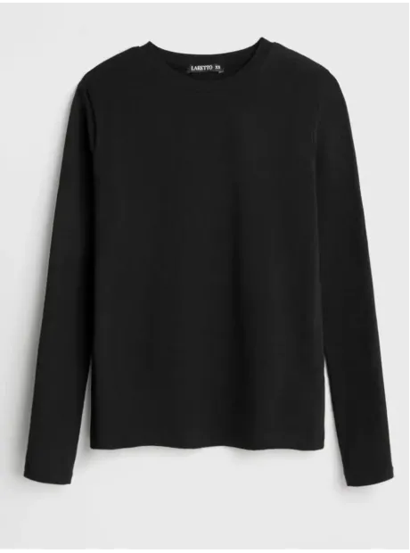 Черный лонгслив трикотажный классический