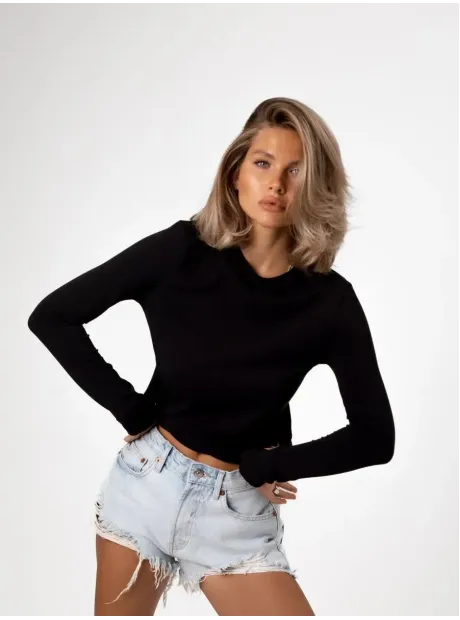 Черный лонгслив трикотажный классический