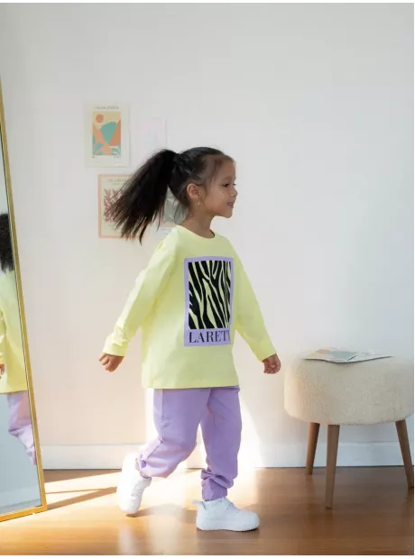 Лимонный спортивный костюм для девочки