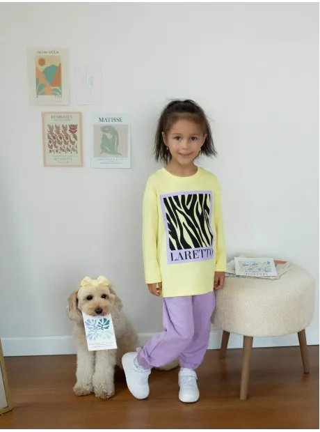 Лимонный спортивный костюм для девочки