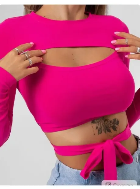 Кроп топ на завязках с длинным рукавом