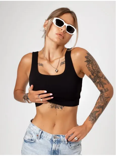 Черный кроп топ укороченный под пиджак