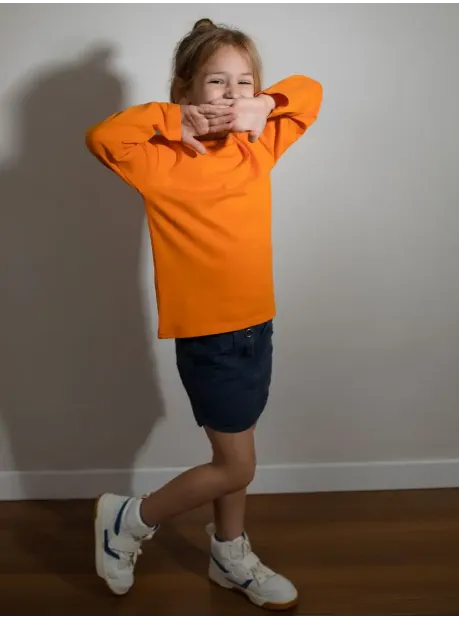Оранжевый лонгслив базовый для девочки