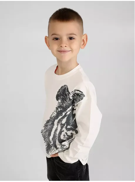 Белый лонгслив для мальчика с принтом