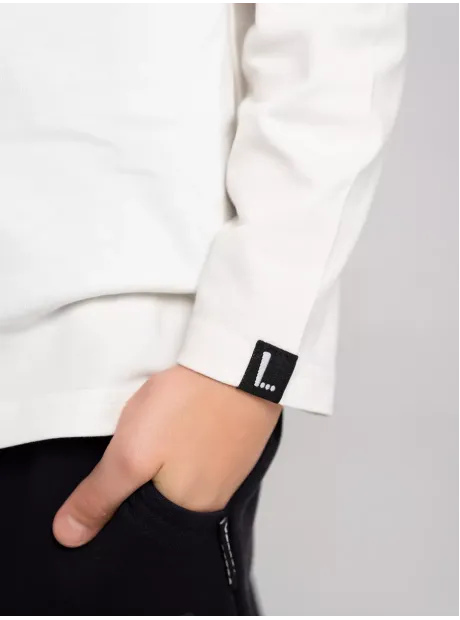 Белый лонгслив оверсайз для школы